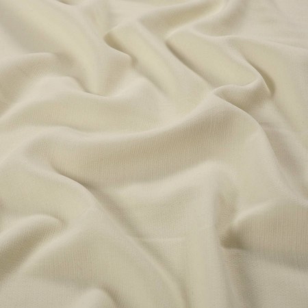 Ivory venecia wool cr?pe