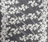 Tul bordado floral con cuentas ivory