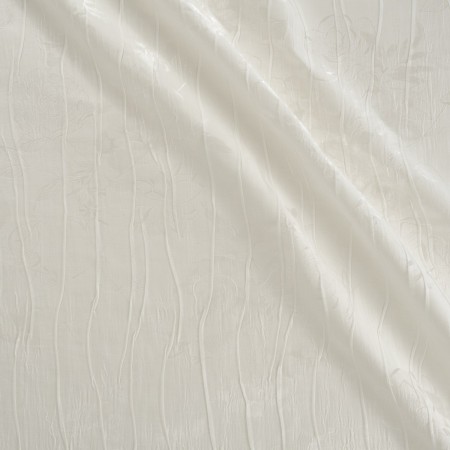Jacquard floral relieve blanco