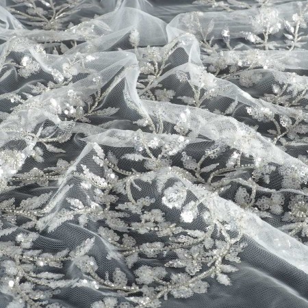 Foliage in crystal beads