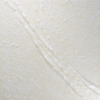 White tulle with selvedge flow