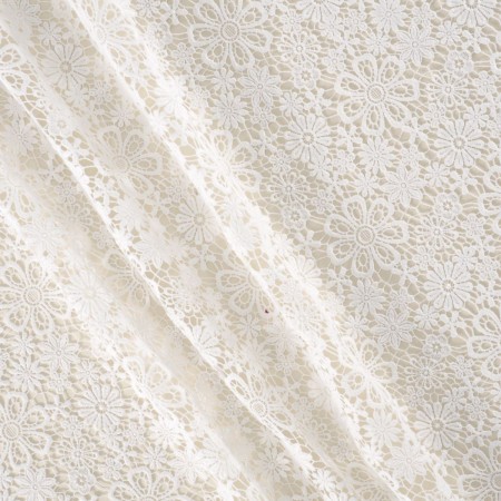 White guipure flower (=63041)