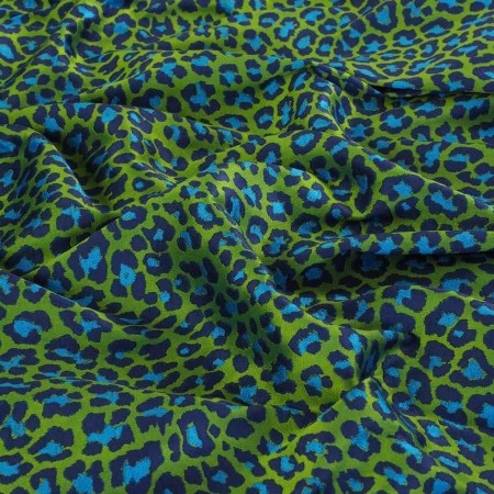 Jacquard color piel animal verde azul