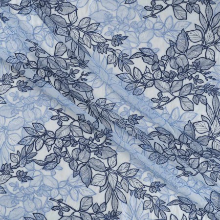 Hojas bordadas en organza navy