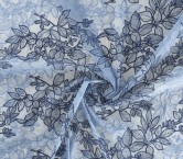 Hojas bordadas en organza navy