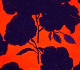 Bordado flor sobre chifon verde negro