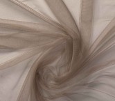 Black salom? soft flowing tulle