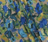 Bordado con flores grandes azul verde