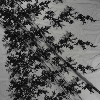 Bordado floral camaÏeu  negro