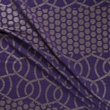 Jacquard geomÉtrico lamÉ violeta
