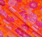 Jacquard raso flores naranja rosa