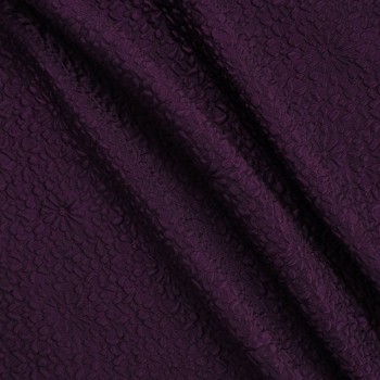 Jacquard gofrado violeta