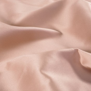 Pink paris mikado dyed yarn