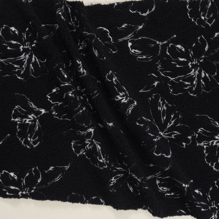 Bordado boho negro