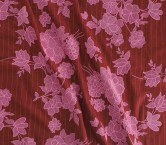 Bordado raya diplomática rojo rosa