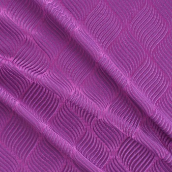 Jacquard geométrico violeta