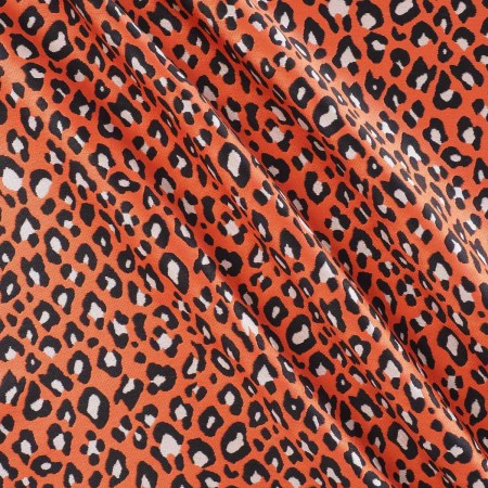 Jacquard piel de animal coral