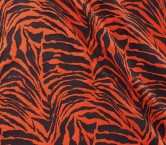 Fuxia animal skin jacquard
