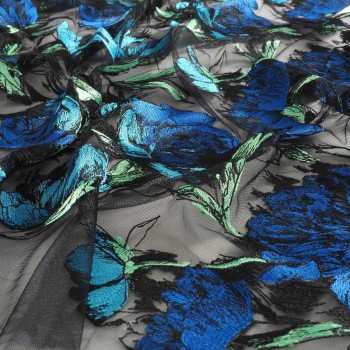 Dibujo floral bordado azul