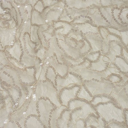 Encaje bordado floral oro viejo
