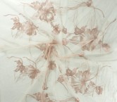 Fluid metallic flower embroidery rosa