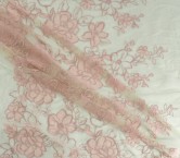 Floral embroidery with bubble organza negro