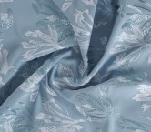 Twill bordado con lamé azul