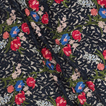 Multicolor embroirdered guipur