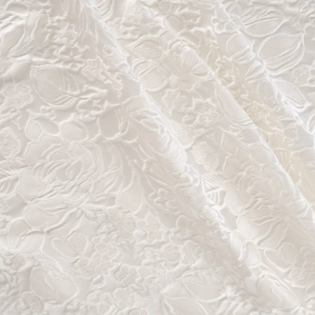 White jacquard relief flower