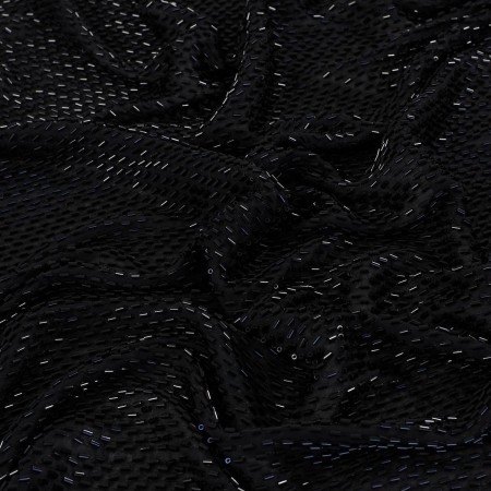Cuentas de cristal en chifón negro