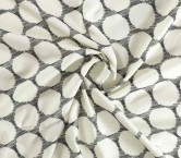 Circle linen embroidery ivory
