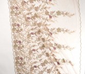 Bordado floral texturas beige